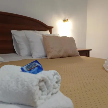 Апартаменты Casa Simeti Charming Mediterranean Near With Private Garden & Free Parking *