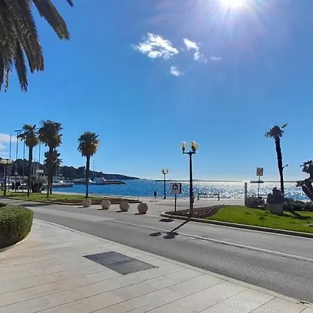 Апартаменты Casa Simeti Charming Mediterranean Near With Private Garden & Free Parking *